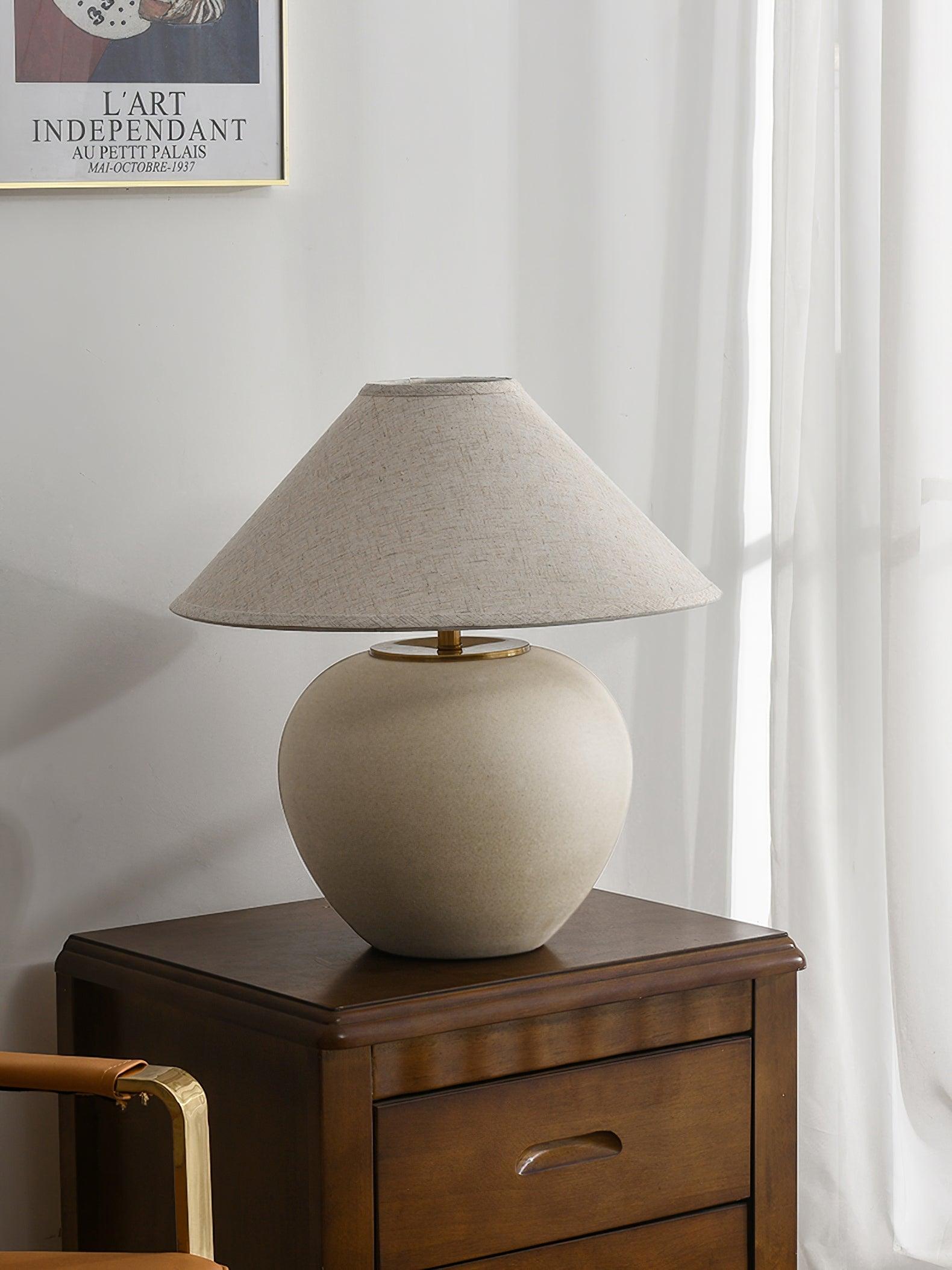 Black Mud Table Lamp