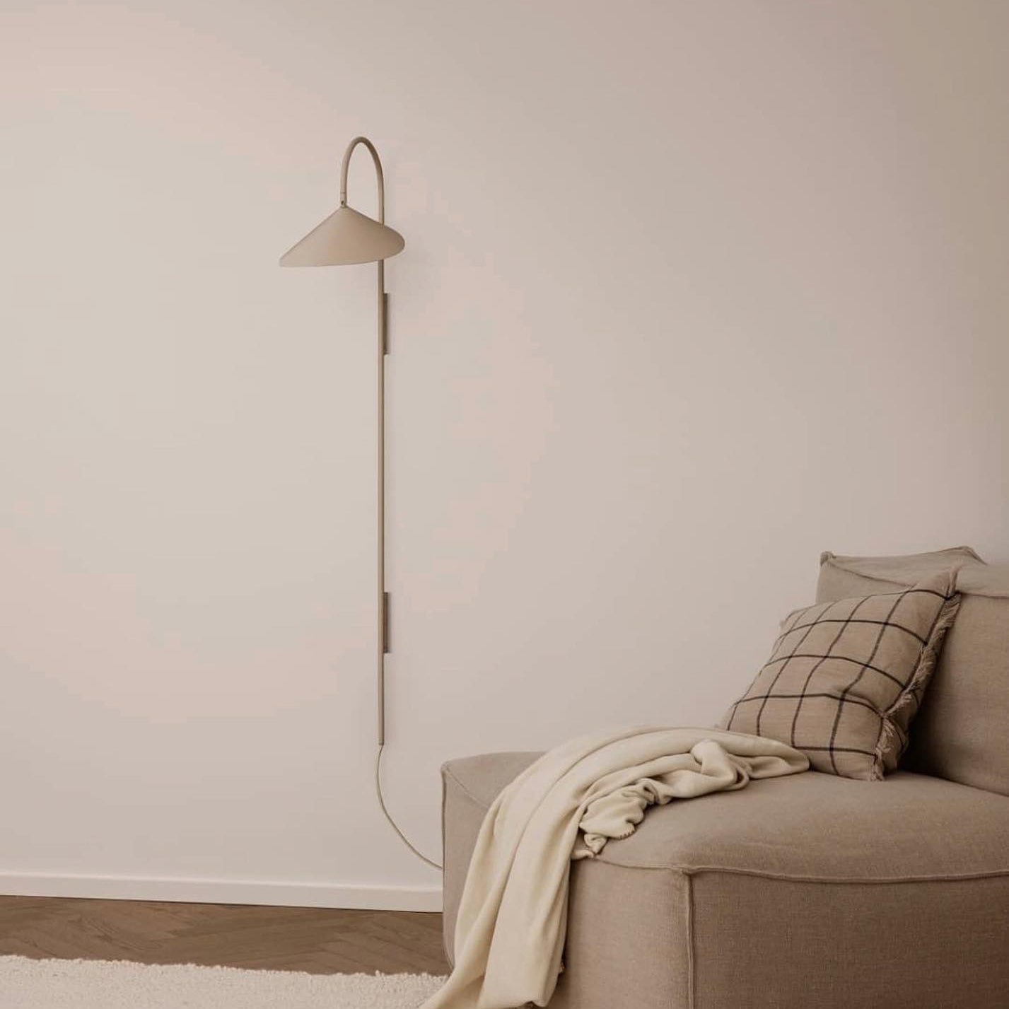 Aronskelk wandlamp