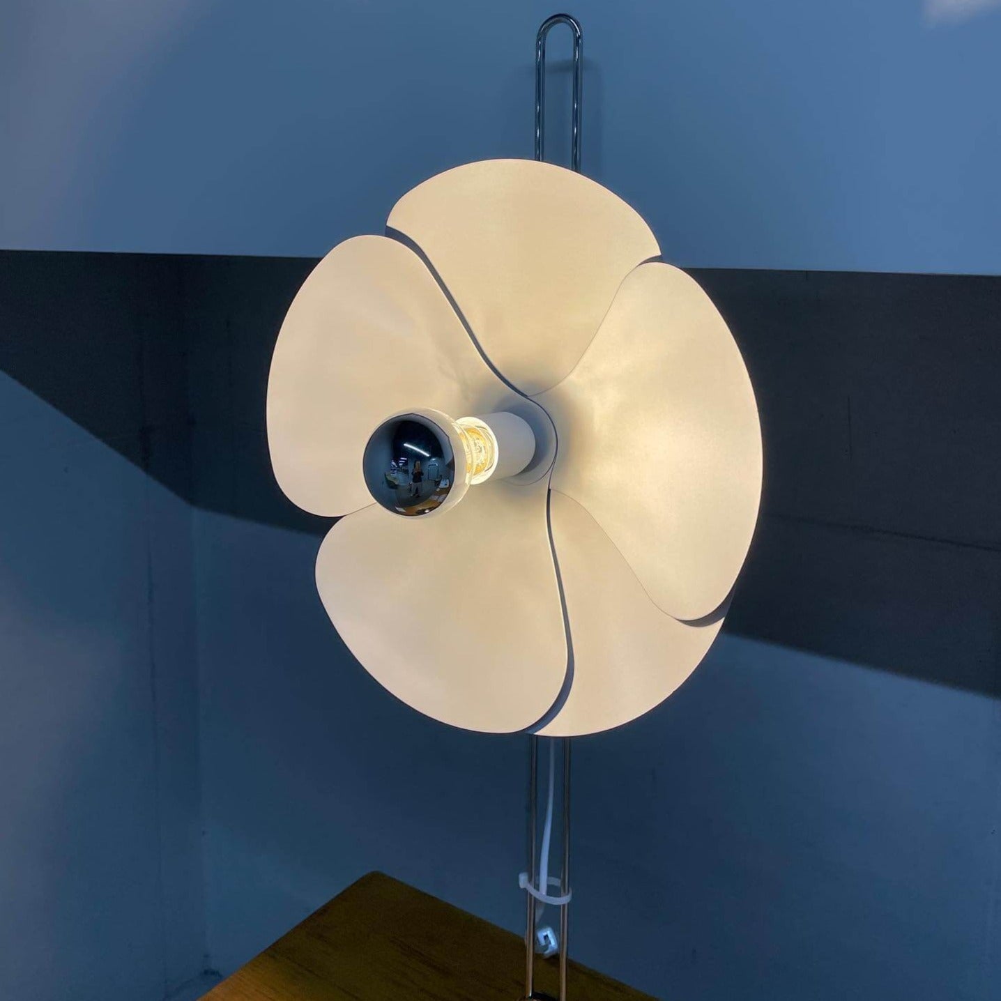 2093 Vloerlamp