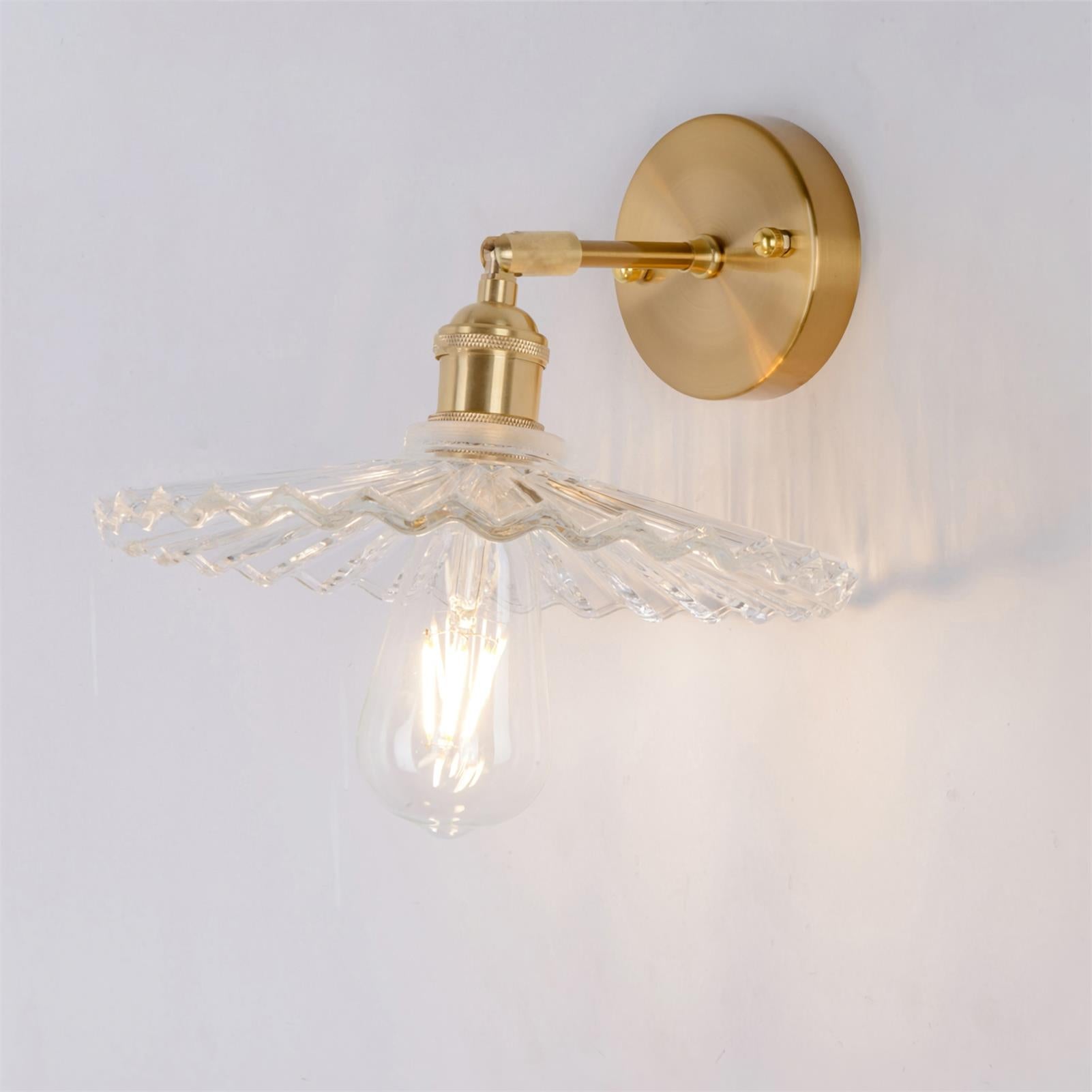 Noordse glazen wandlamp