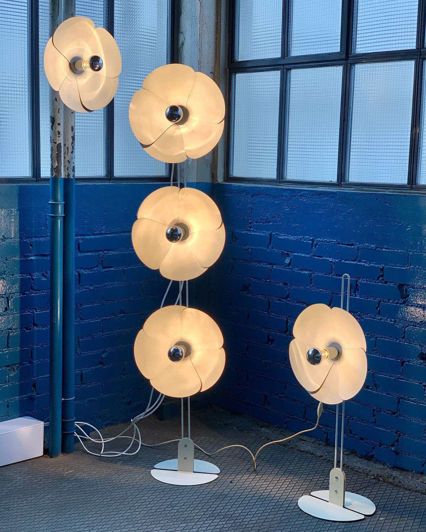 2093 Vloerlamp