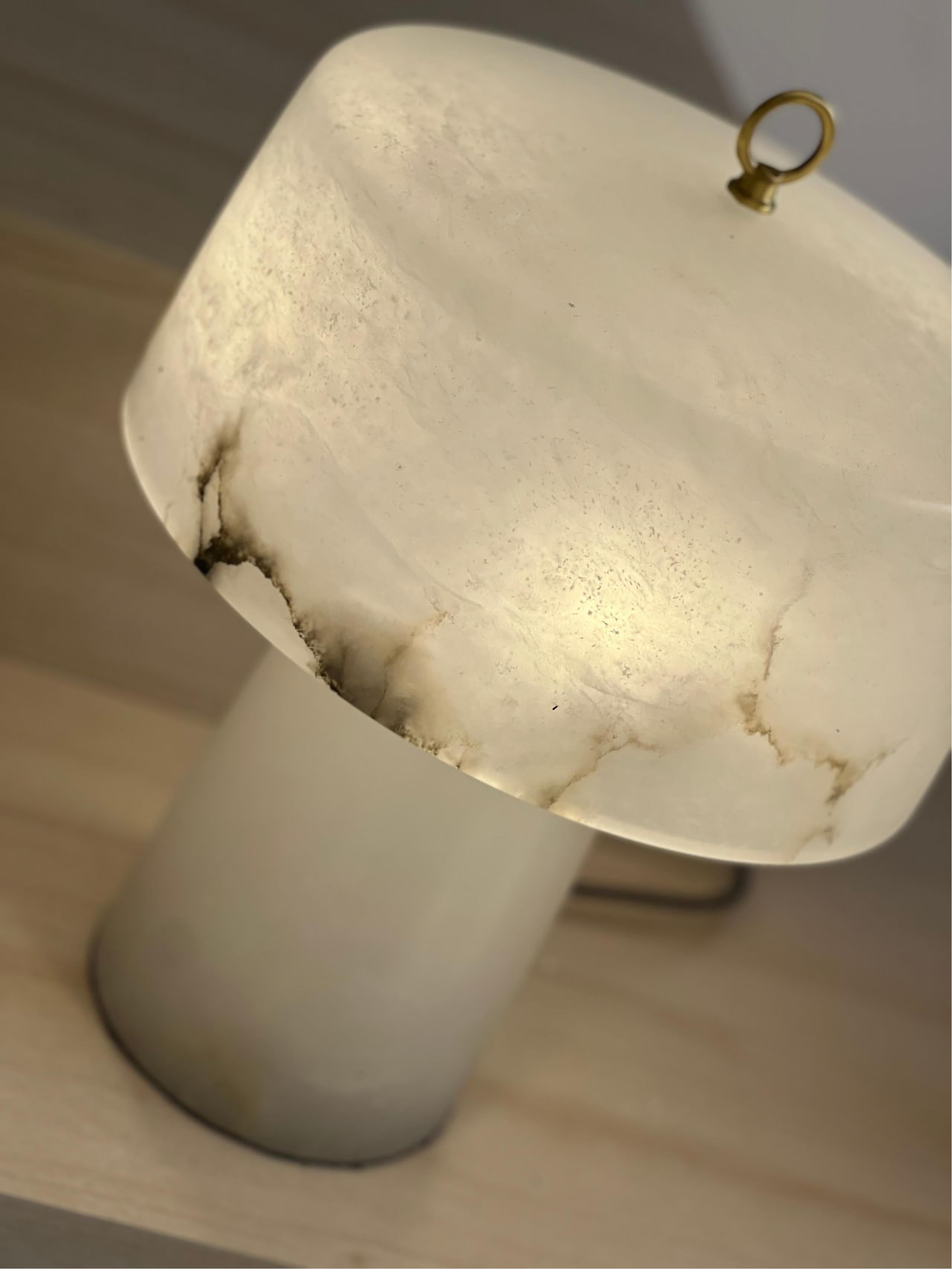 Natuurlijke wolksteen tafellamp