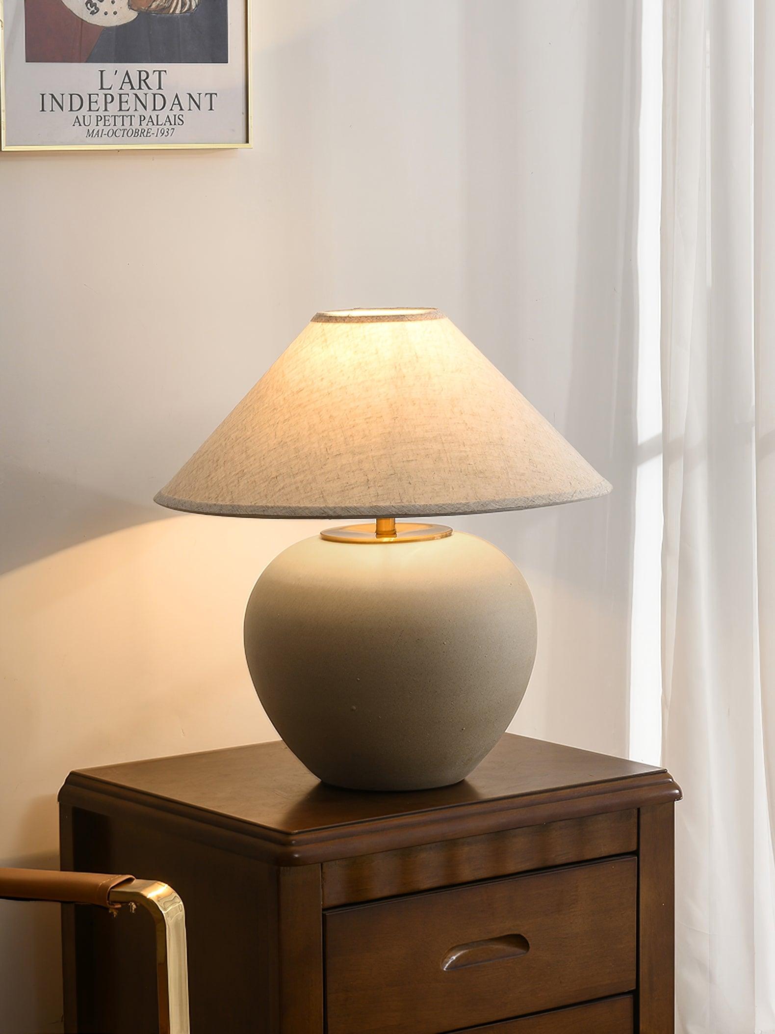 Black Mud Table Lamp