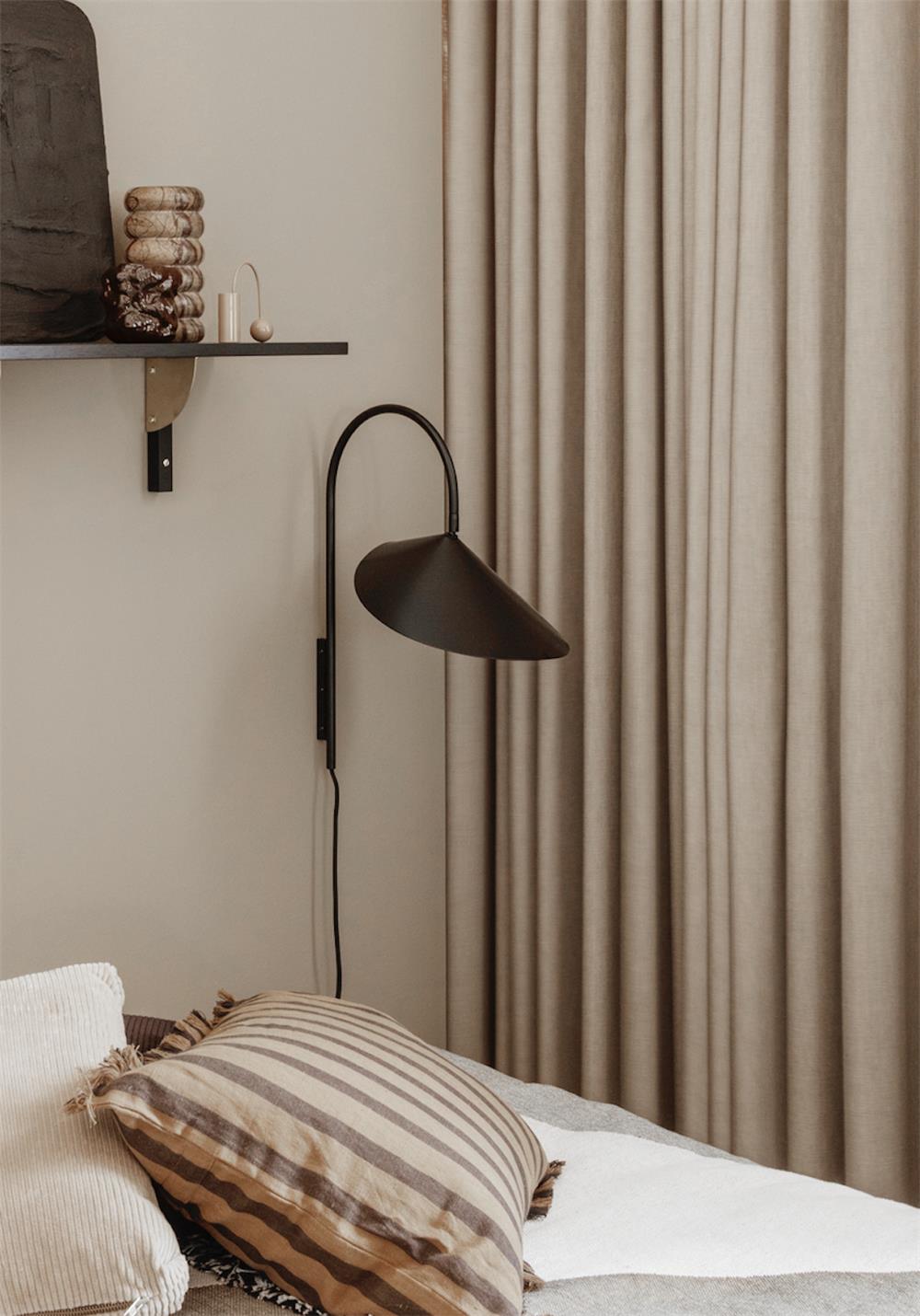 Aronskelk wandlamp