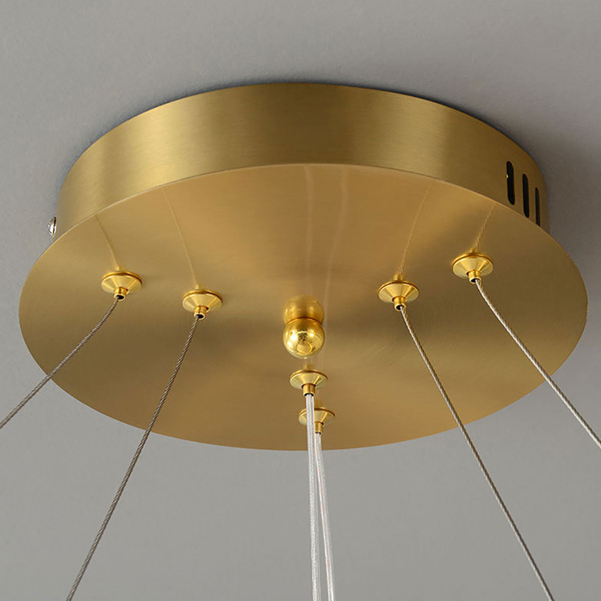 Gouden meerlaagse ringkroonluchter