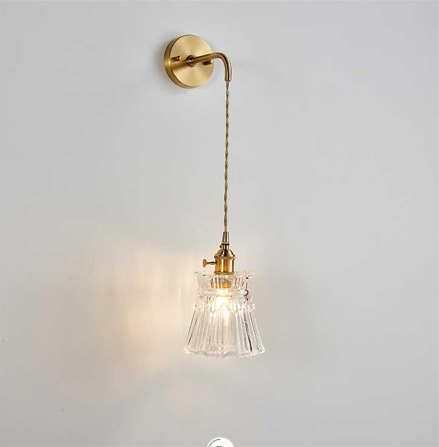 Noordse glazen wandlamp