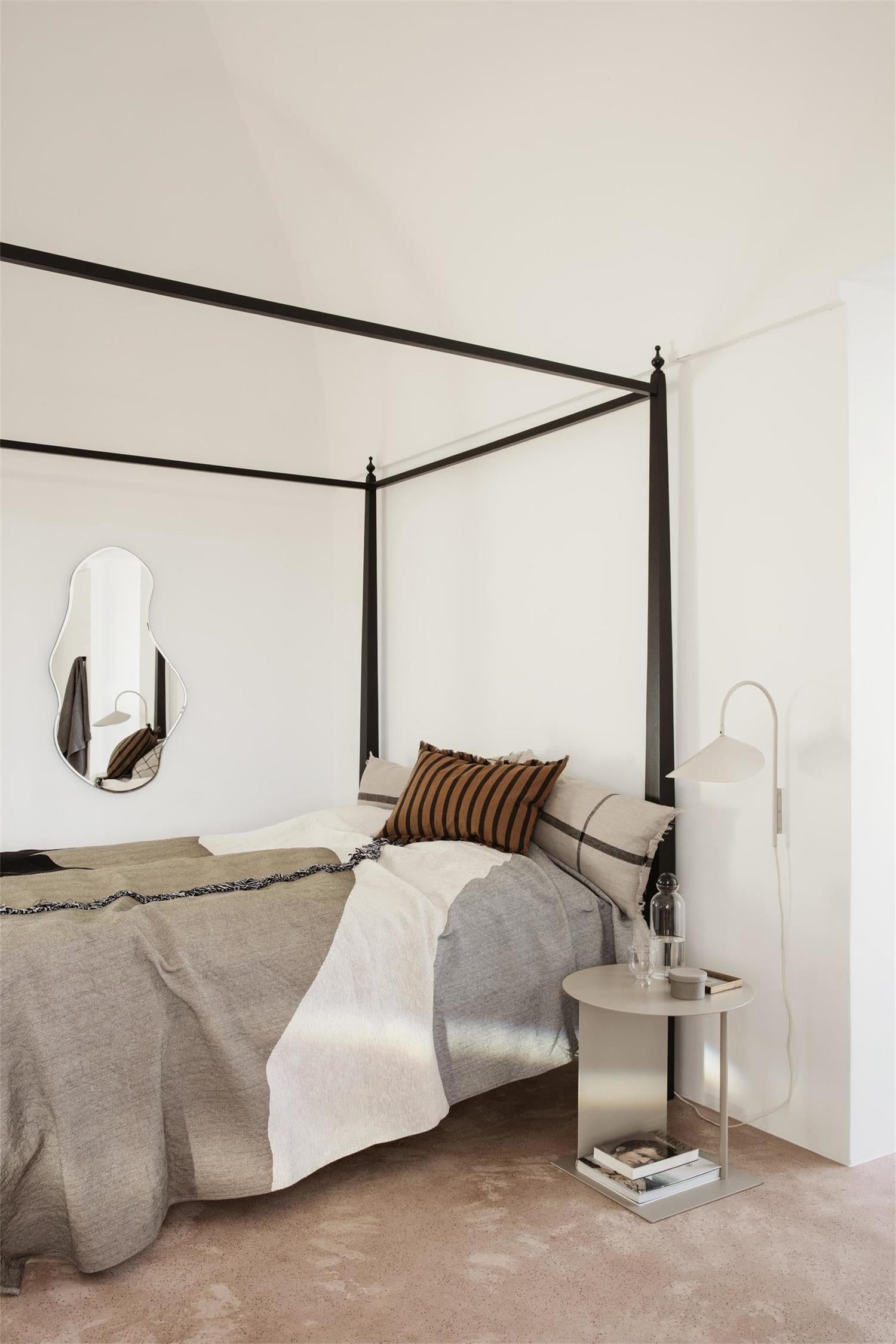 Aronskelk wandlamp