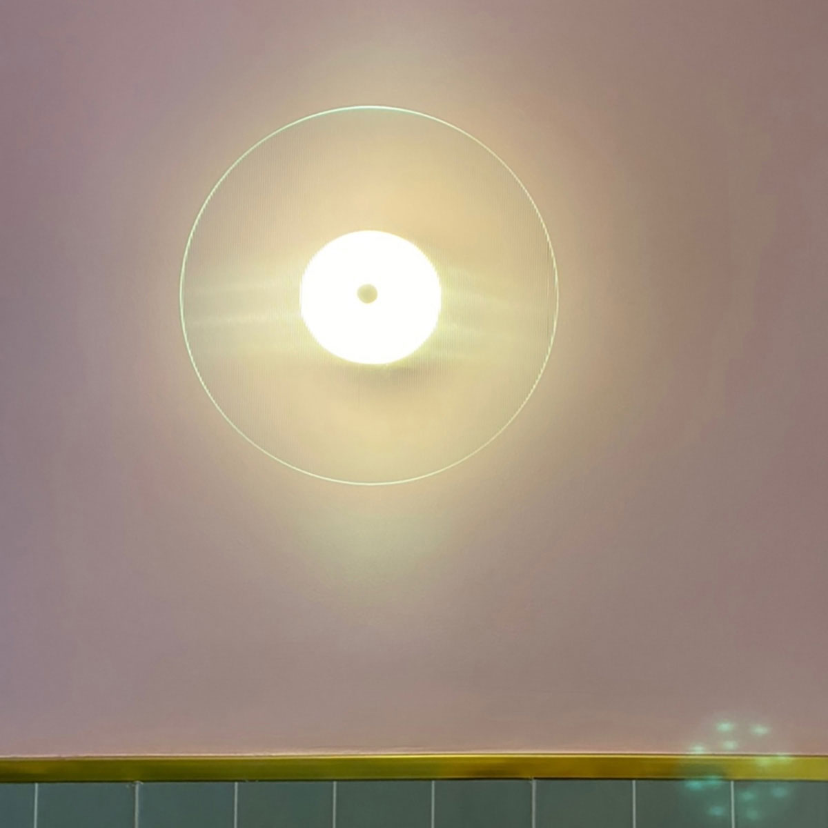 Nevels wandlamp