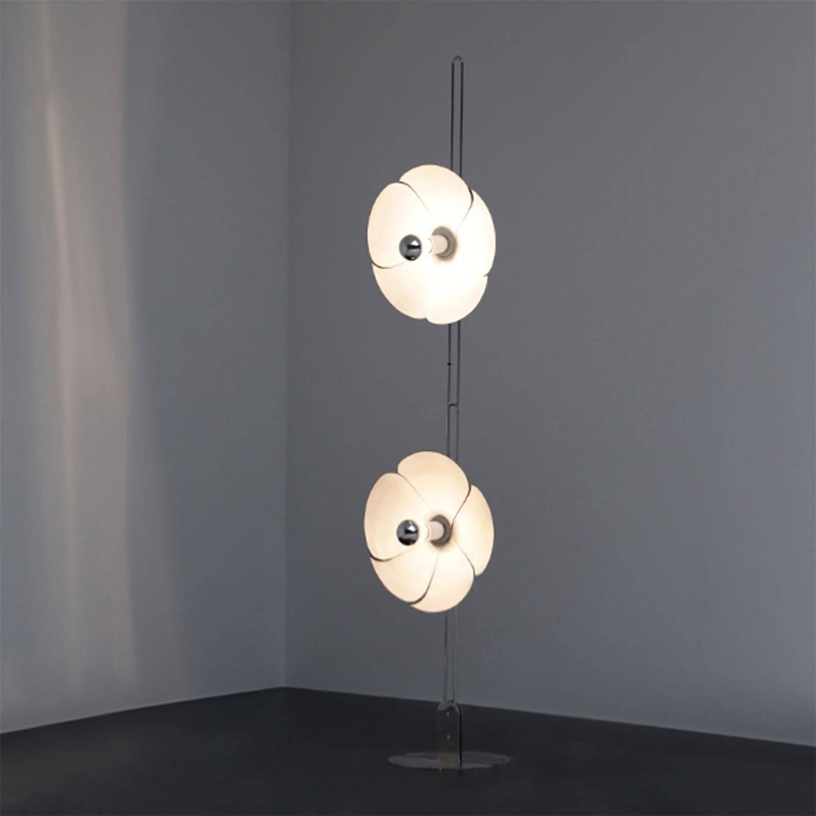 2093 Vloerlamp