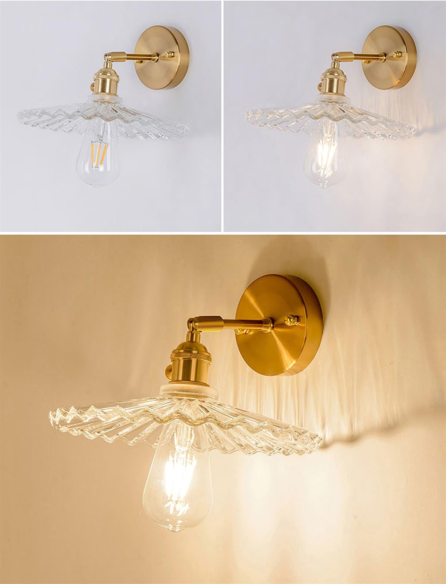 Noordse glazen wandlamp