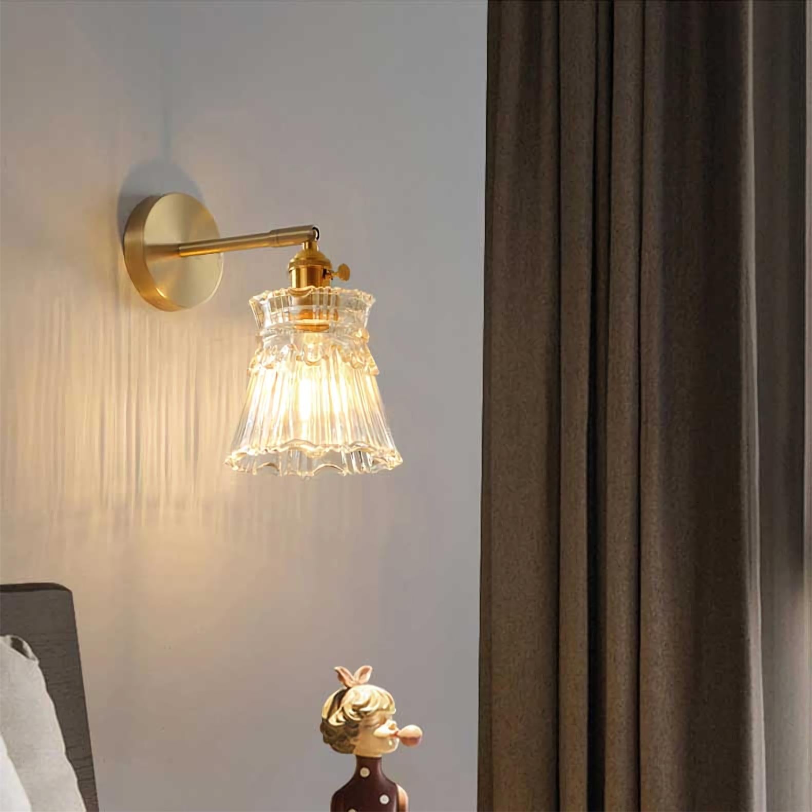Noordse glazen wandlamp
