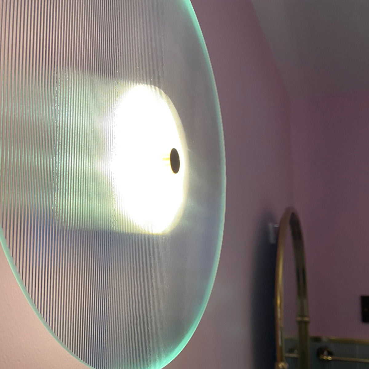 Nevels wandlamp