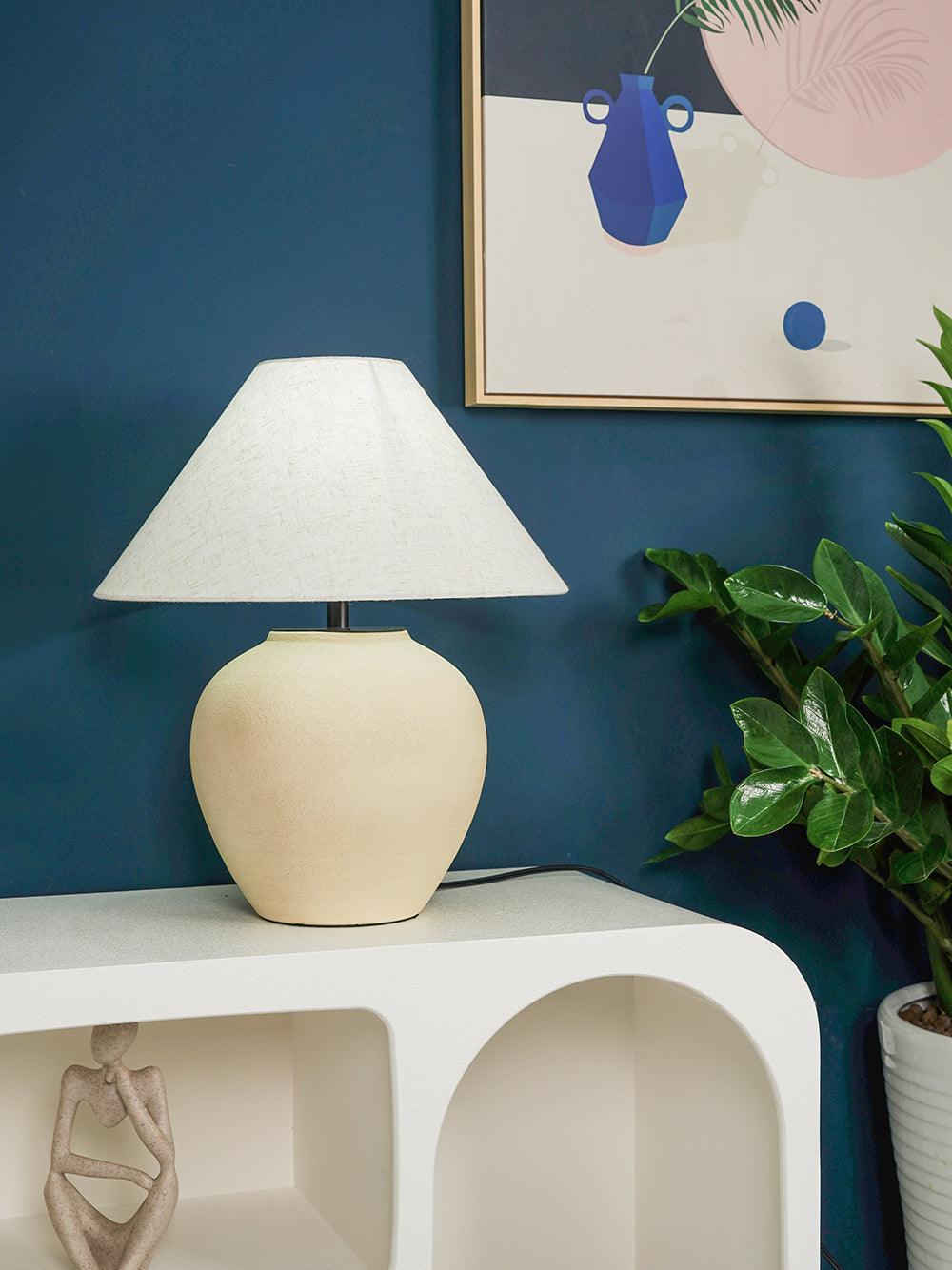 Black Mud Table Lamp