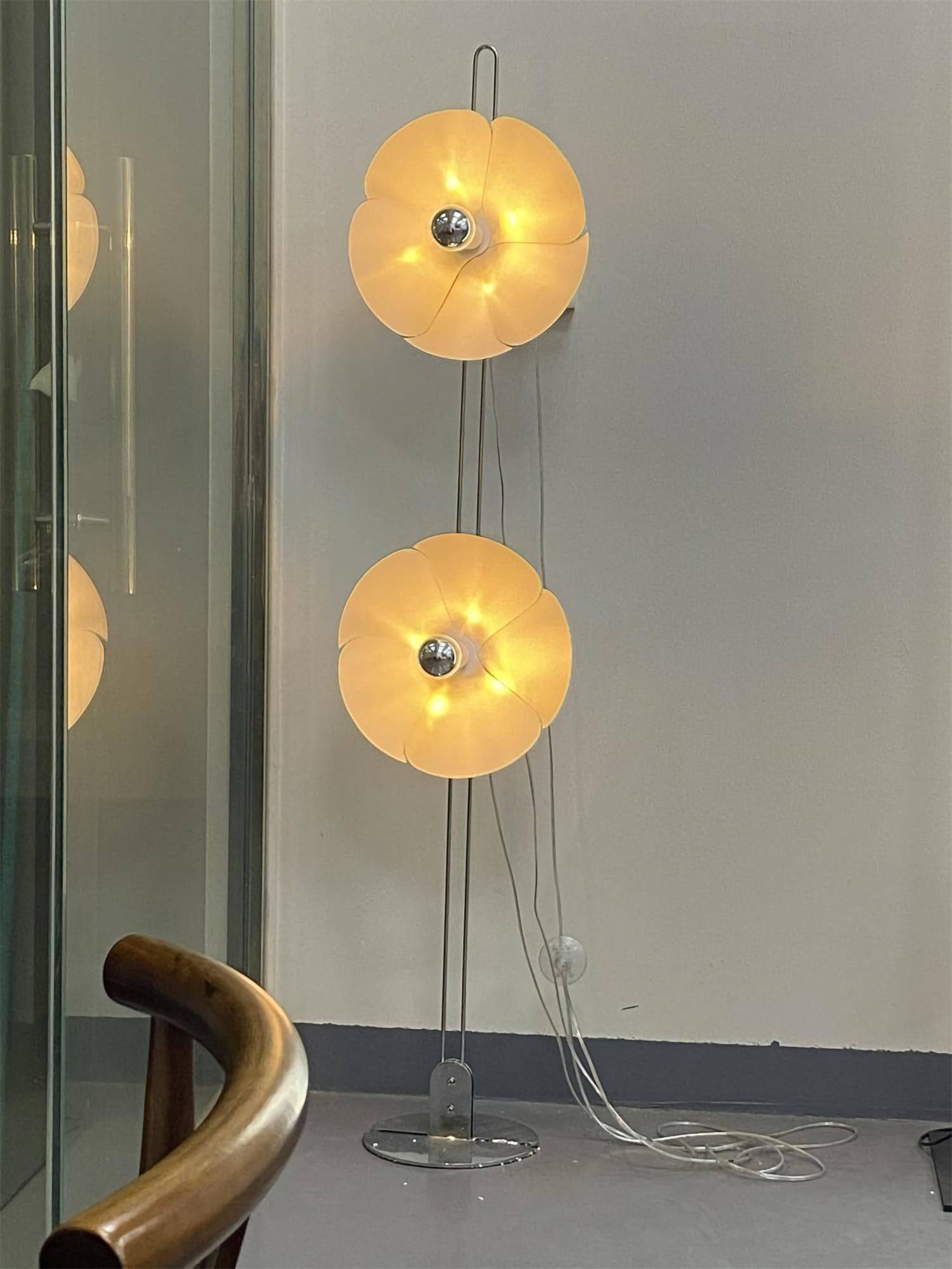2093 Vloerlamp