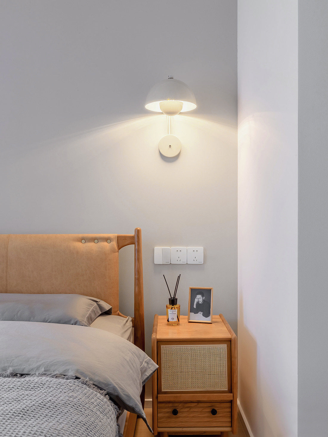 Halve cirkel slaapkamerwandlamp