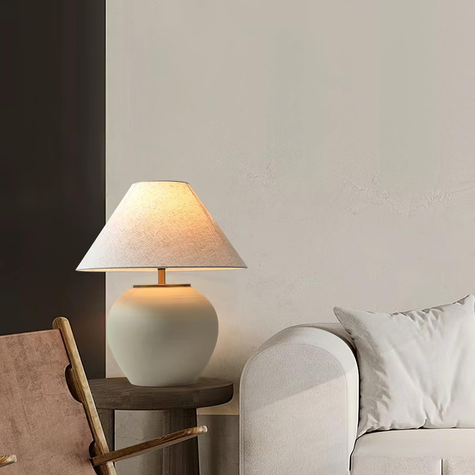 Black Mud Table Lamp