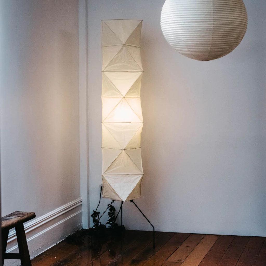 Akari UF4-33N vloerlamp