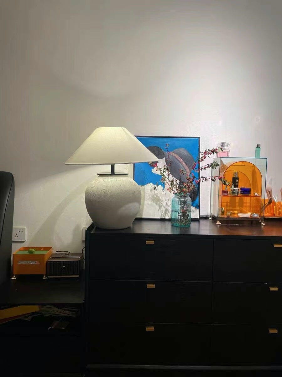 Black Mud Table Lamp