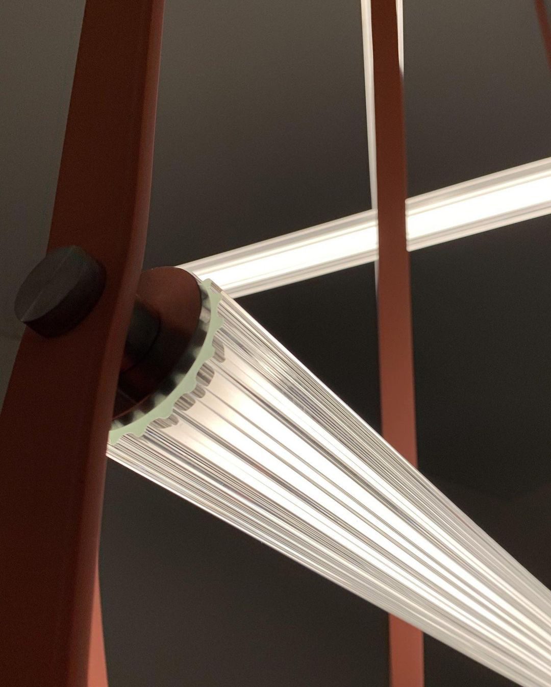 Wireline Pendant Light